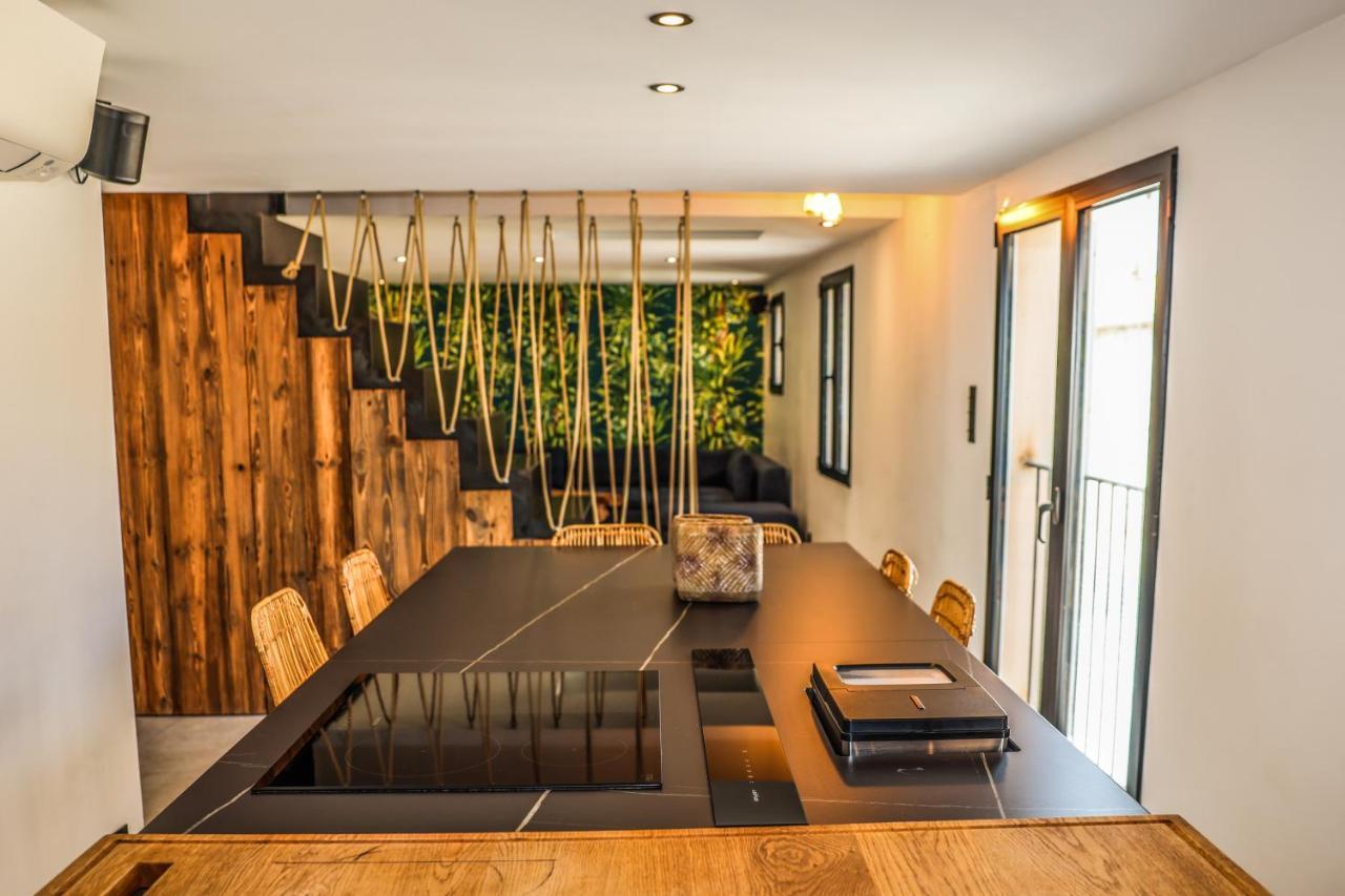 Casa Jungle ! Superb Duplex Apartment, Place Des Lices ! 쎙뜨호뻬 외부 사진