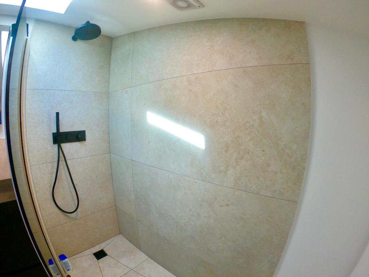 Casa Jungle ! Superb Duplex Apartment, Place Des Lices ! 쎙뜨호뻬 외부 사진
